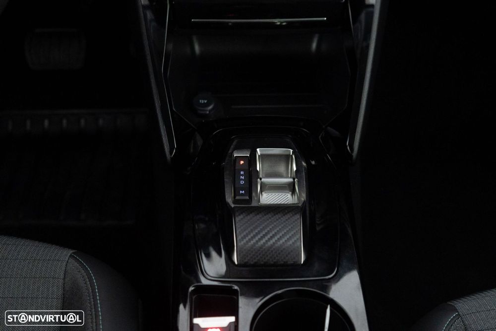 Peugeot 208 1.2 PureTech Allure Pack EAT8 - 18
