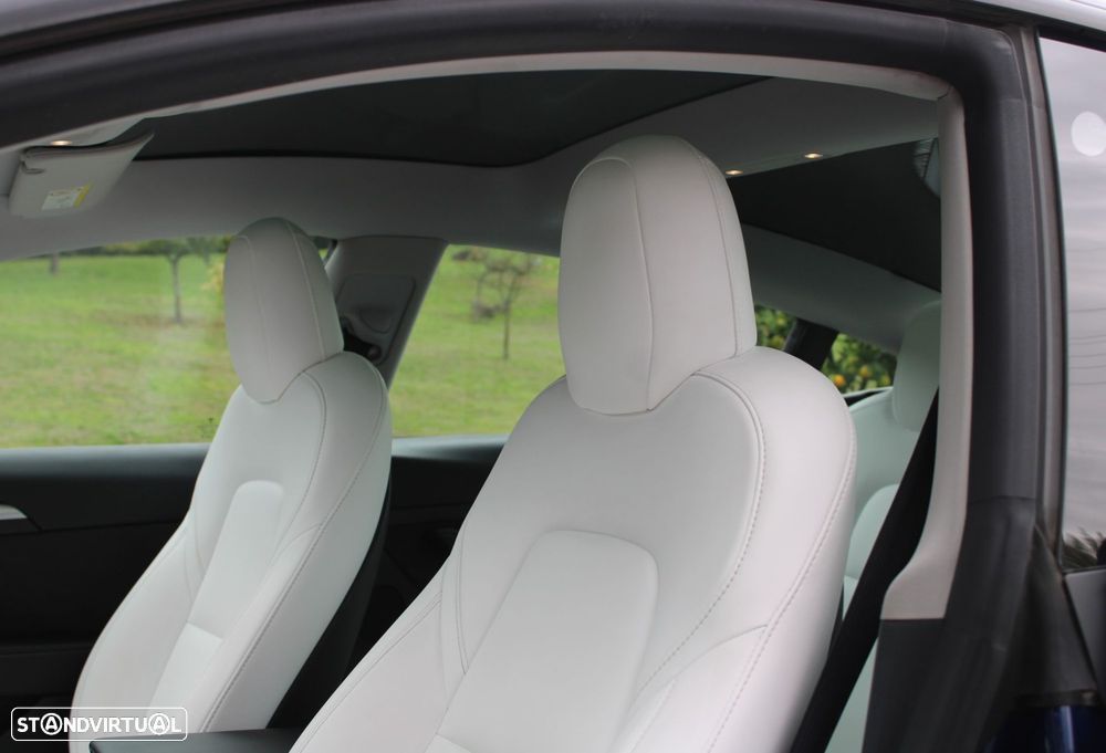 Tesla Model 3 Performance Dual Motor AWD - 19