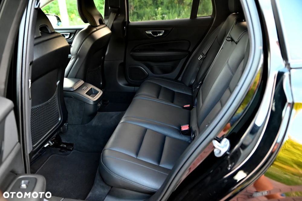 Volvo V60 B3 B Geartronic RDesign - 21