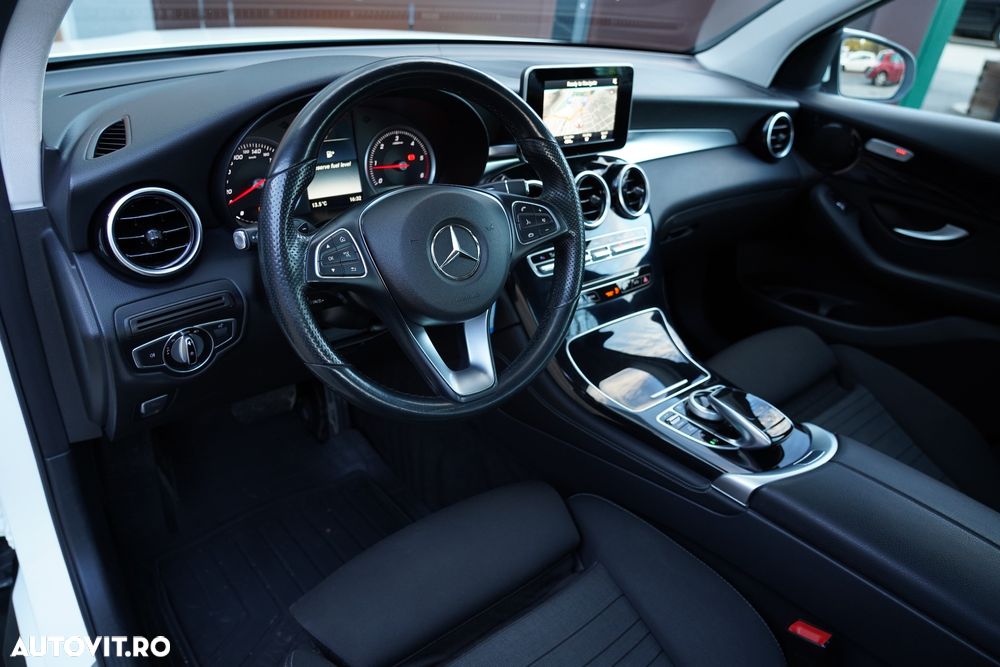 Mercedes-Benz GLC 220 d 4Matic 9G-TRONIC - 10