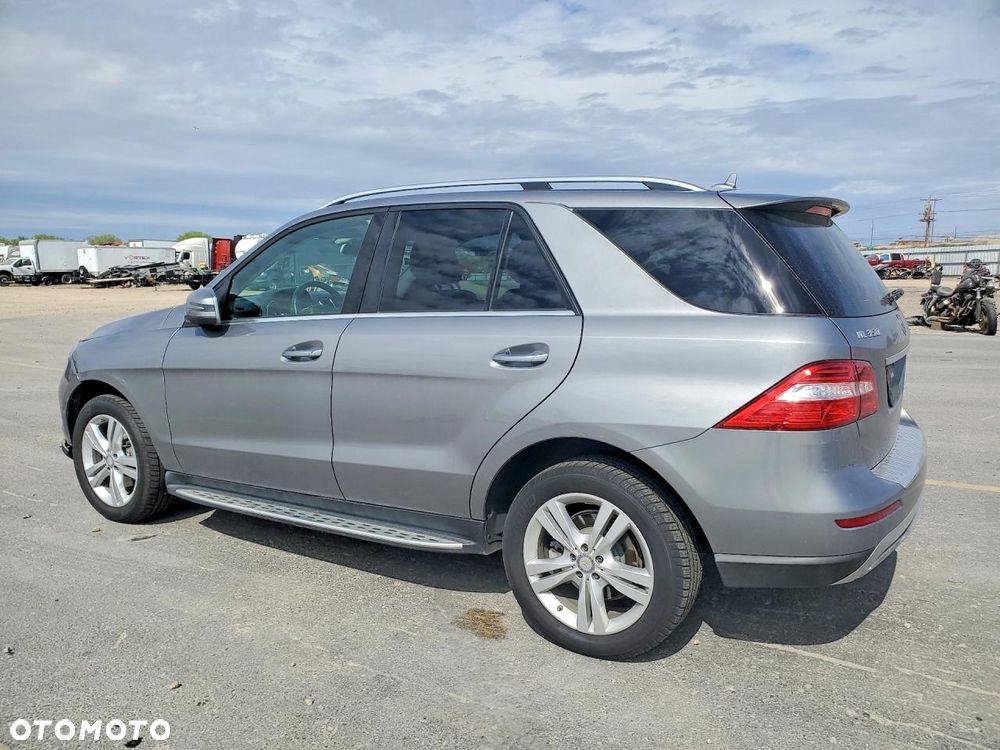Mercedes-Benz ML 350 4MATIC (BlueEFFICIENCY) 7G-TRONIC - 4