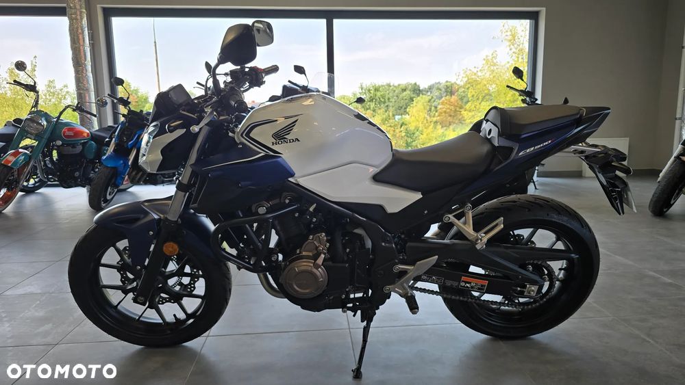 Honda CB - 1