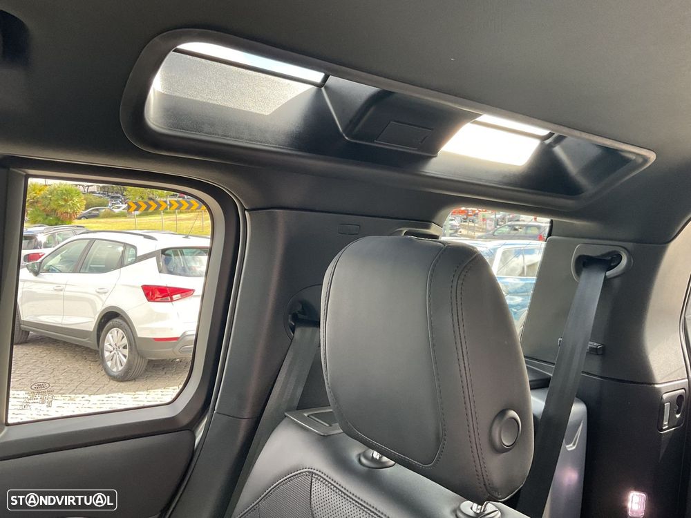 Land Rover Defender 3.0 D250 110 AWD X-Dynamic SE - 46