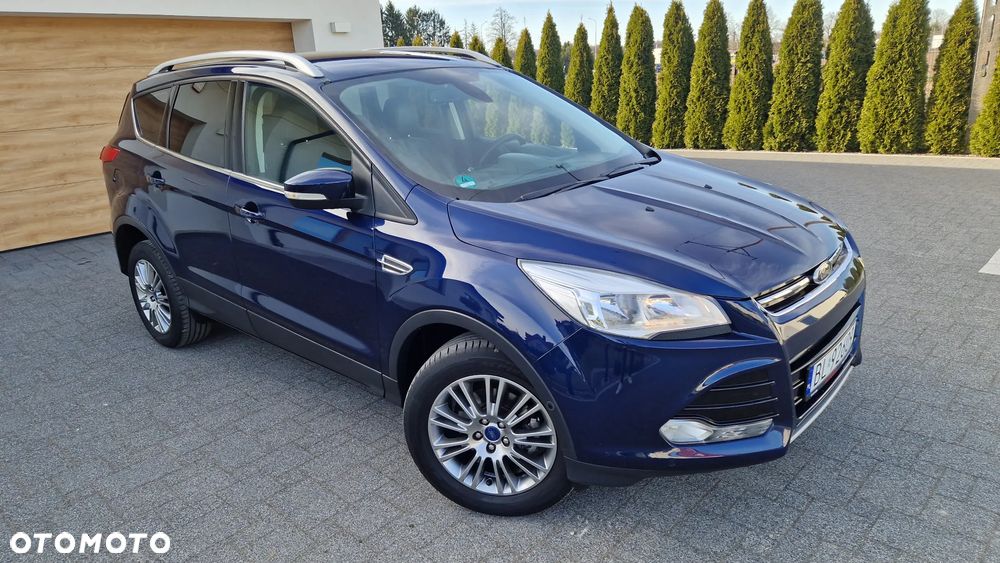 Ford Kuga 1.6 EcoBoost 2x4 Titanium - 24