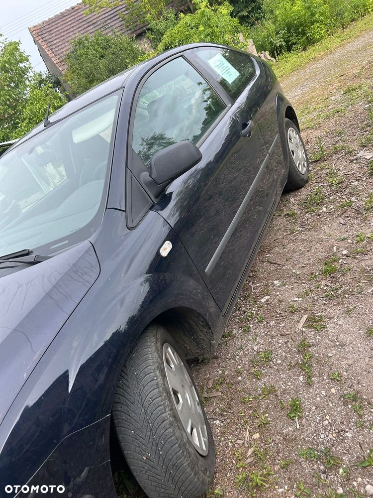 Ford Focus 1.4 16V Fun - 3