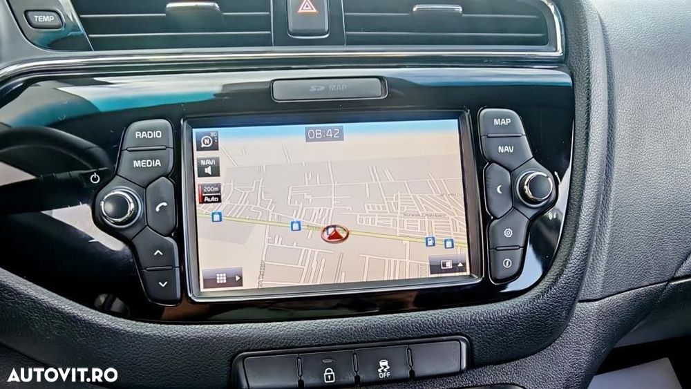 Kia Ceed - 16