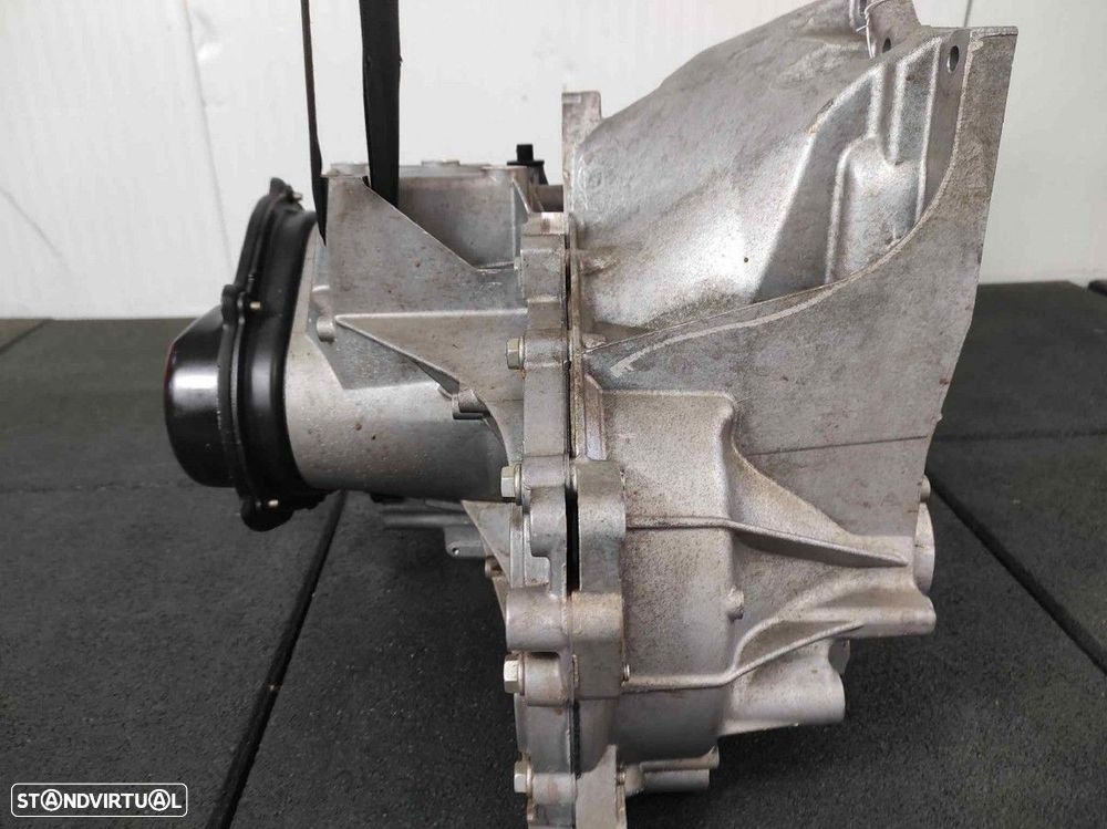 CAIXA DE VELOCIDADES FORD TRANSIT COURIER COMBI TREND - 7