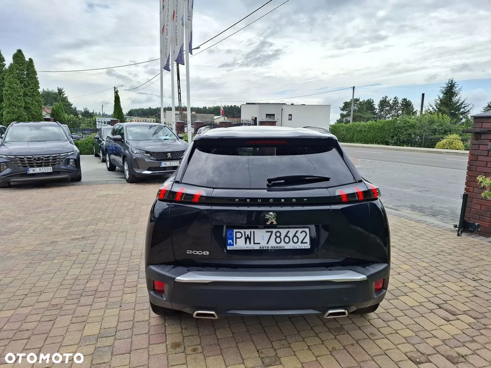 Peugeot 2008 PureTech 130 EAT8 GT - 6