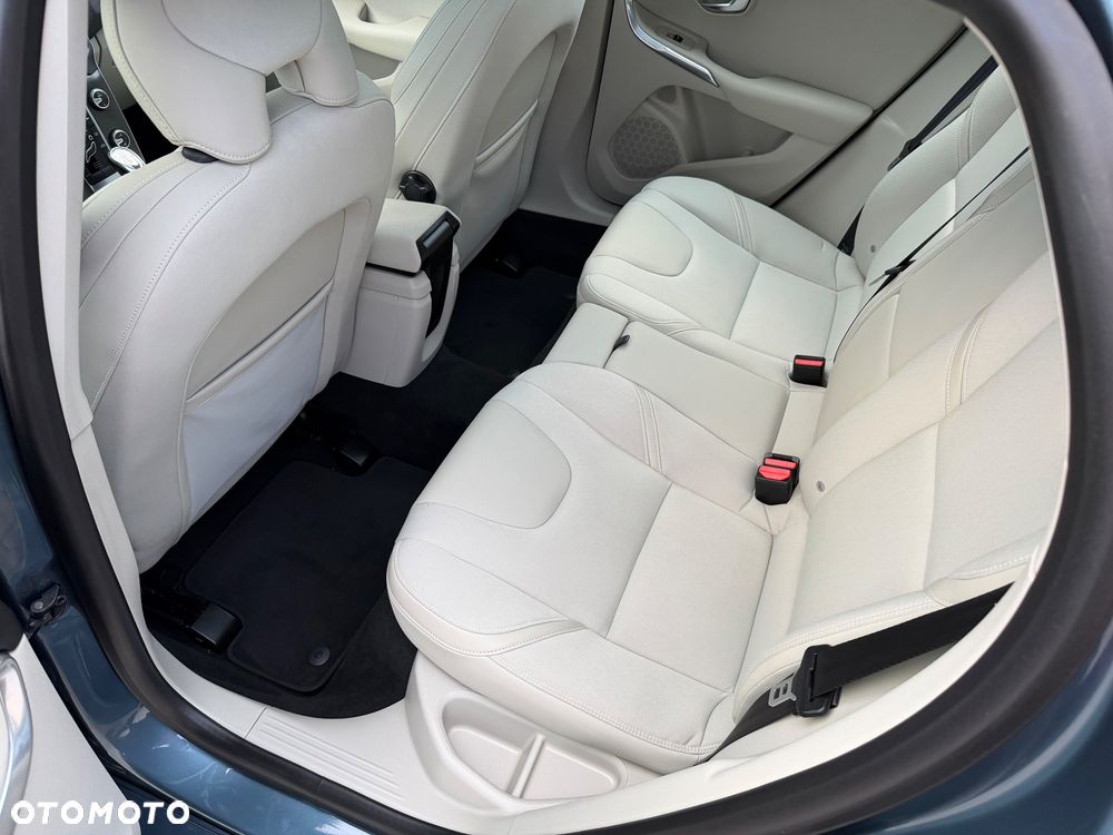 Volvo V40 T5 Geartronic Summum - 24