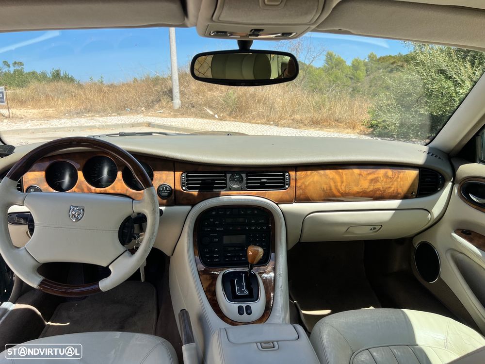 Jaguar XJ XJ8 3.2 Executive - 9