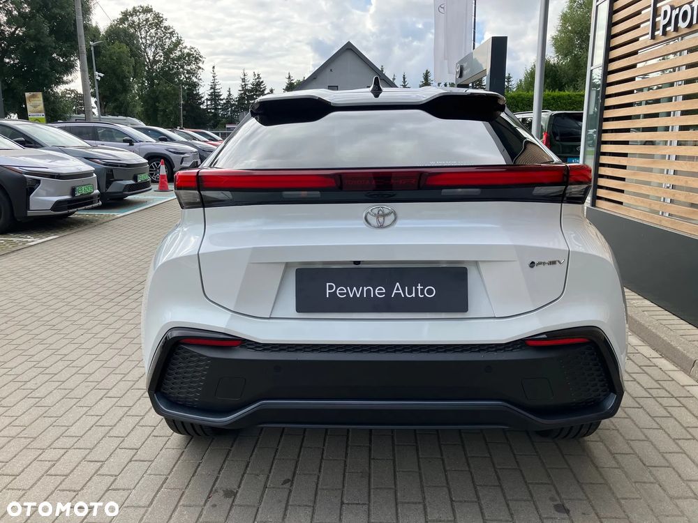 Toyota C-HR 2.0 PHEV Dynamic Force Executive - 6
