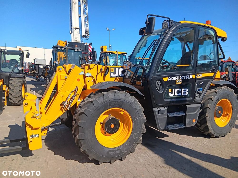 JCB JCB 542-70 Agri Xtra - 11