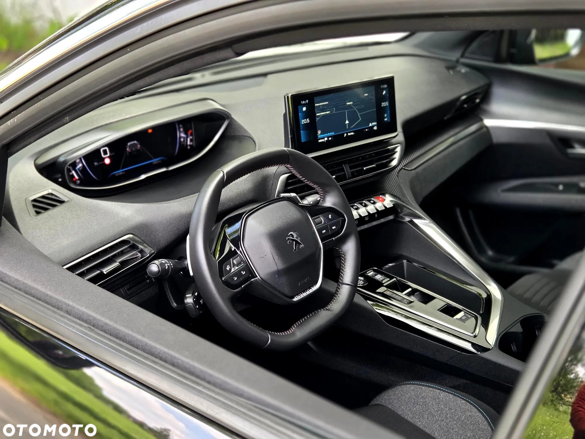 Peugeot 5008 1.2 PureTech Road Trip S&S EAT8 - 26