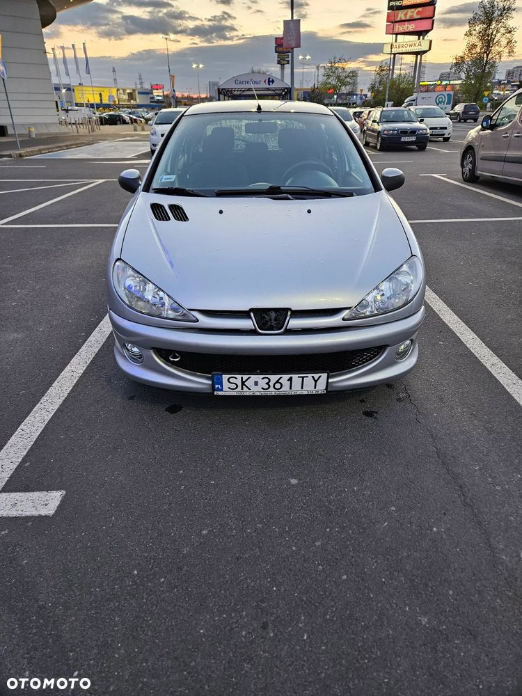 Peugeot 206 1.4 Trendy - 1