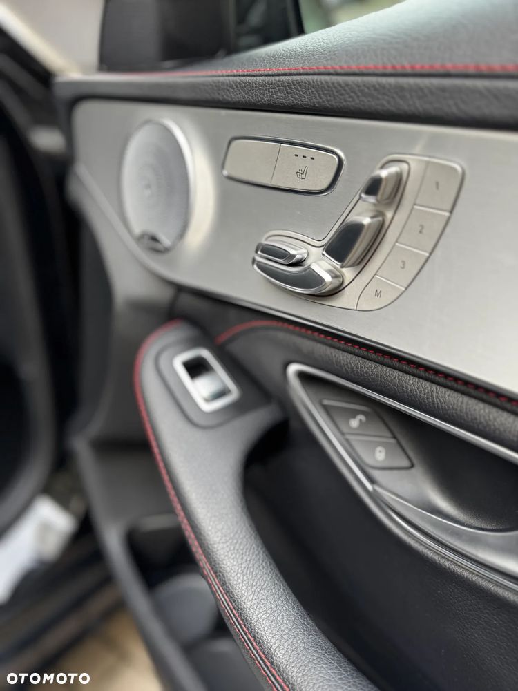 Mercedes-Benz Klasa C 450 AMG 4-Matic 7G-TRONIC - 15