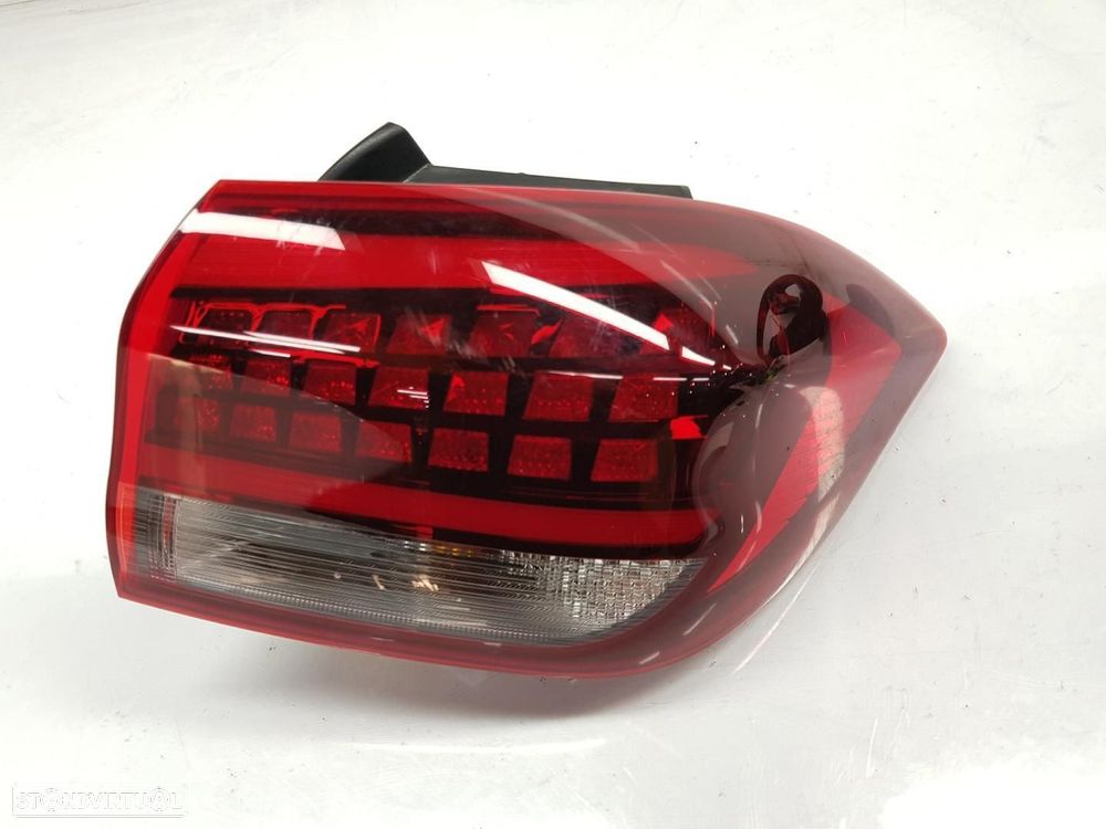 FAROLIM TRASEIRO DIREITO HYUNDAI I30 PD - 1