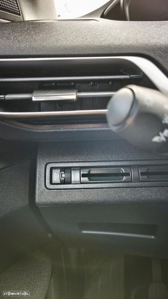 Peugeot 3008 1.5 BlueHDi Active Pack - 20