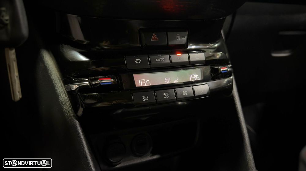 Peugeot 208 1.5 BlueHDi Allure - 33