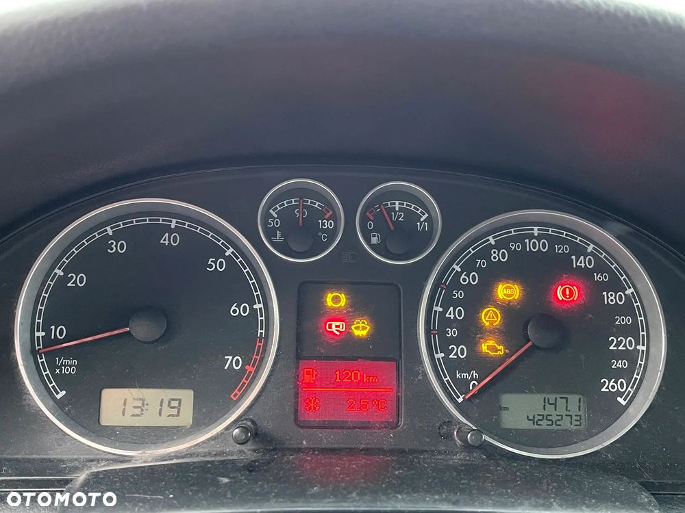 Volkswagen Passat 2.0 Basis - 7