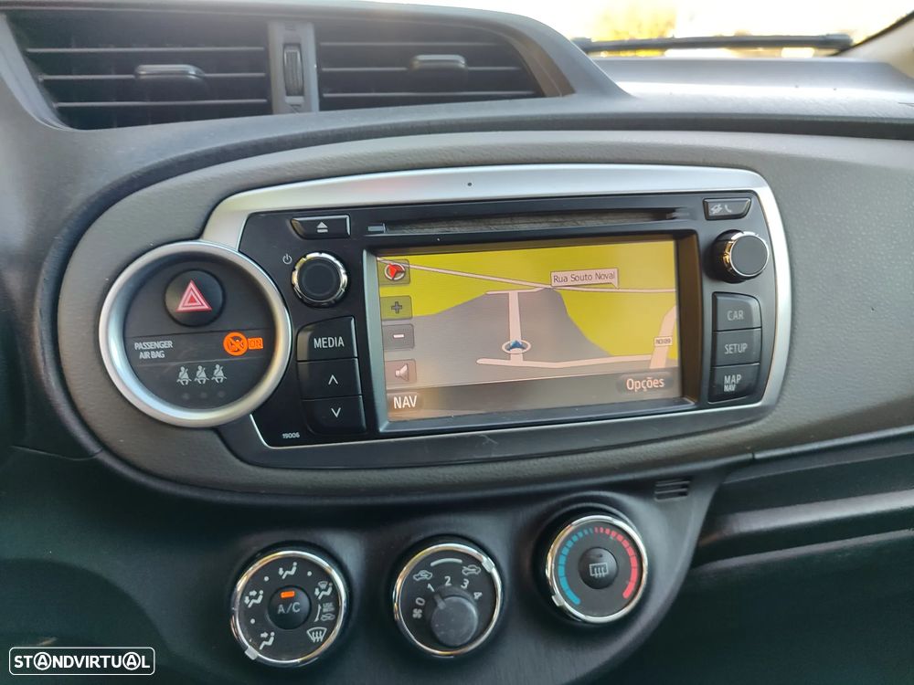 Toyota Yaris 1.4 D-4D Sport+P.Techno +Navi - 5