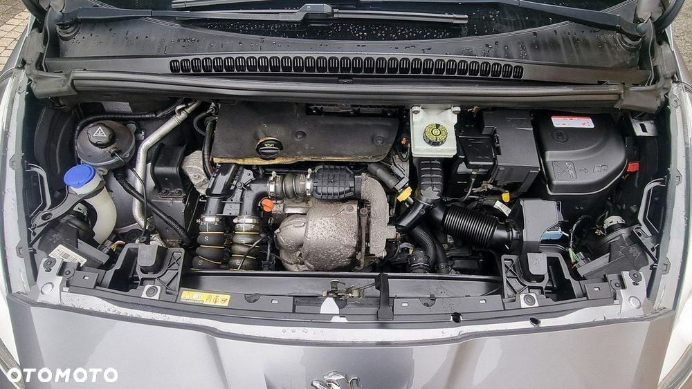 Peugeot 5008 - 11