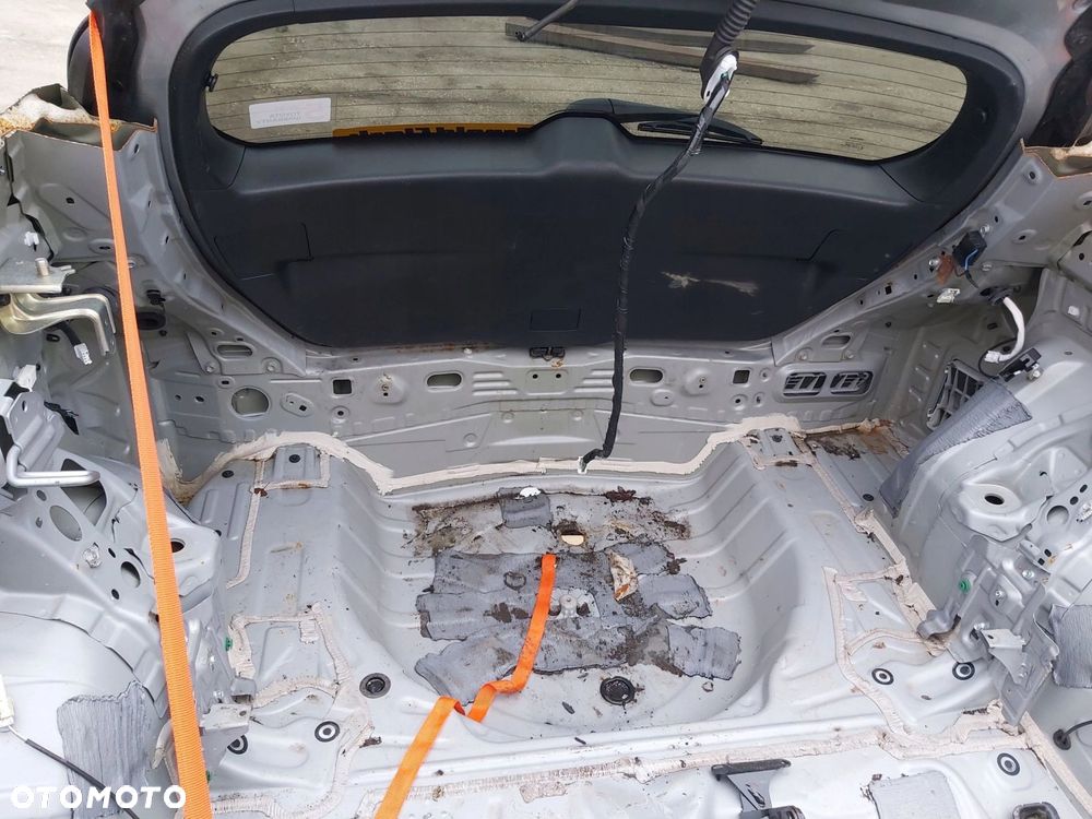 Toyota Auris II tył ćwiartka pas tylny zderzak klapa Hatchback HB - 5