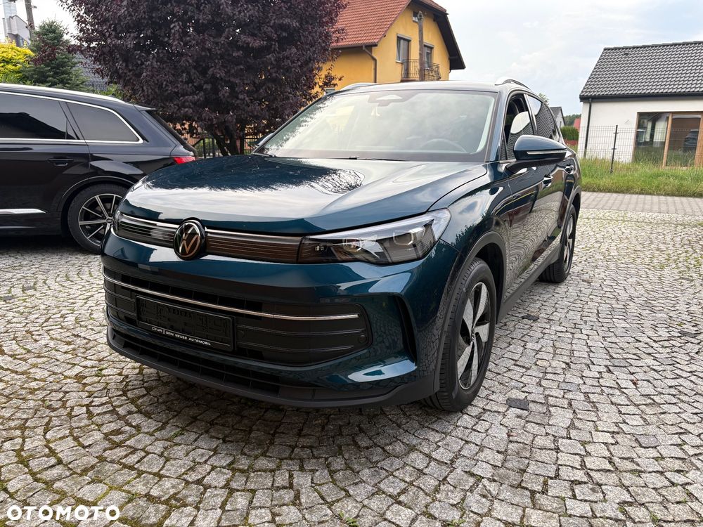 Volkswagen Tiguan 1.5 eTSI OPF DSG Life - 1