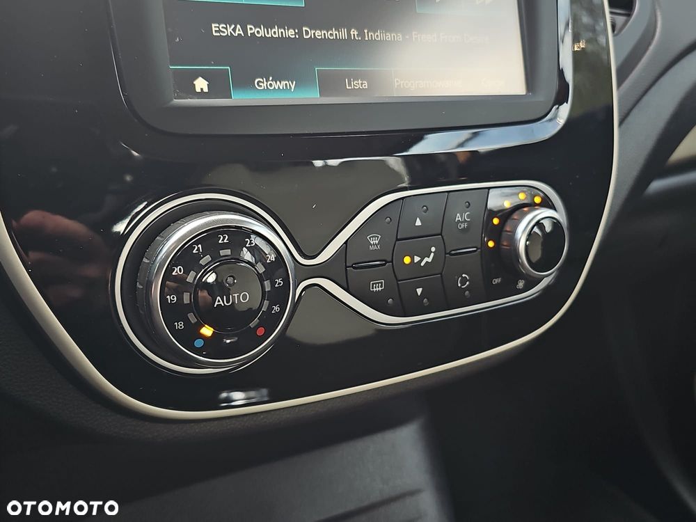 Renault Captur - 10