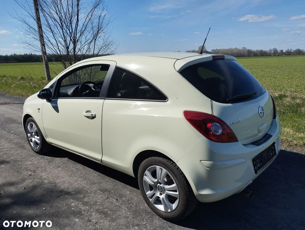Opel Corsa - 13