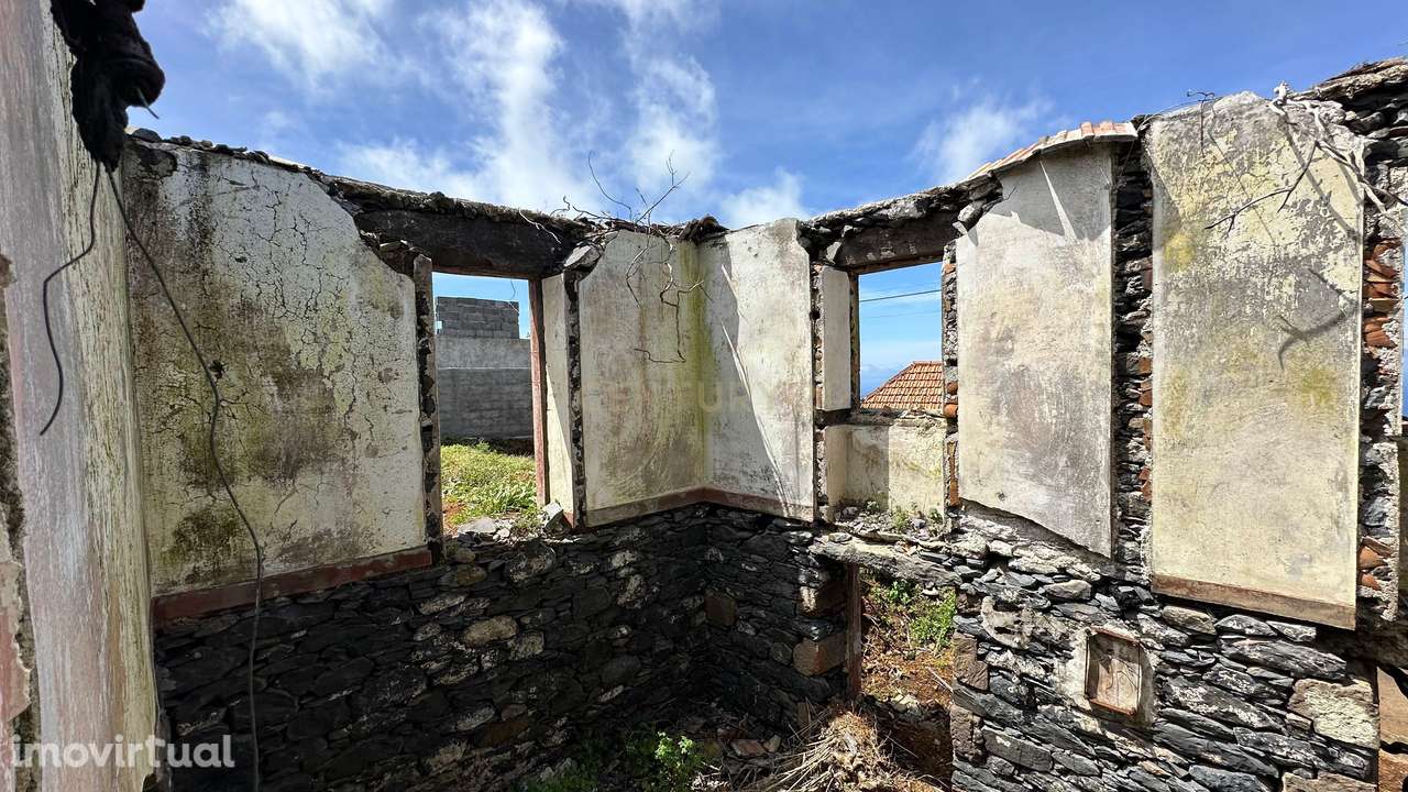 Moradia em ruína - Ponta do Pargo - Calheta - Grande imagem: 4/7