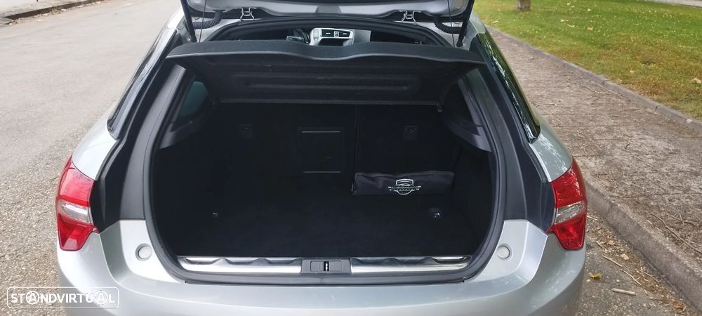 Citroën DS5 e-HDi 115 EGS6 Chic - 17
