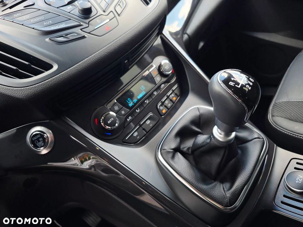 Ford Kuga 1.6 EcoBoost FWD Titanium ASS - 24