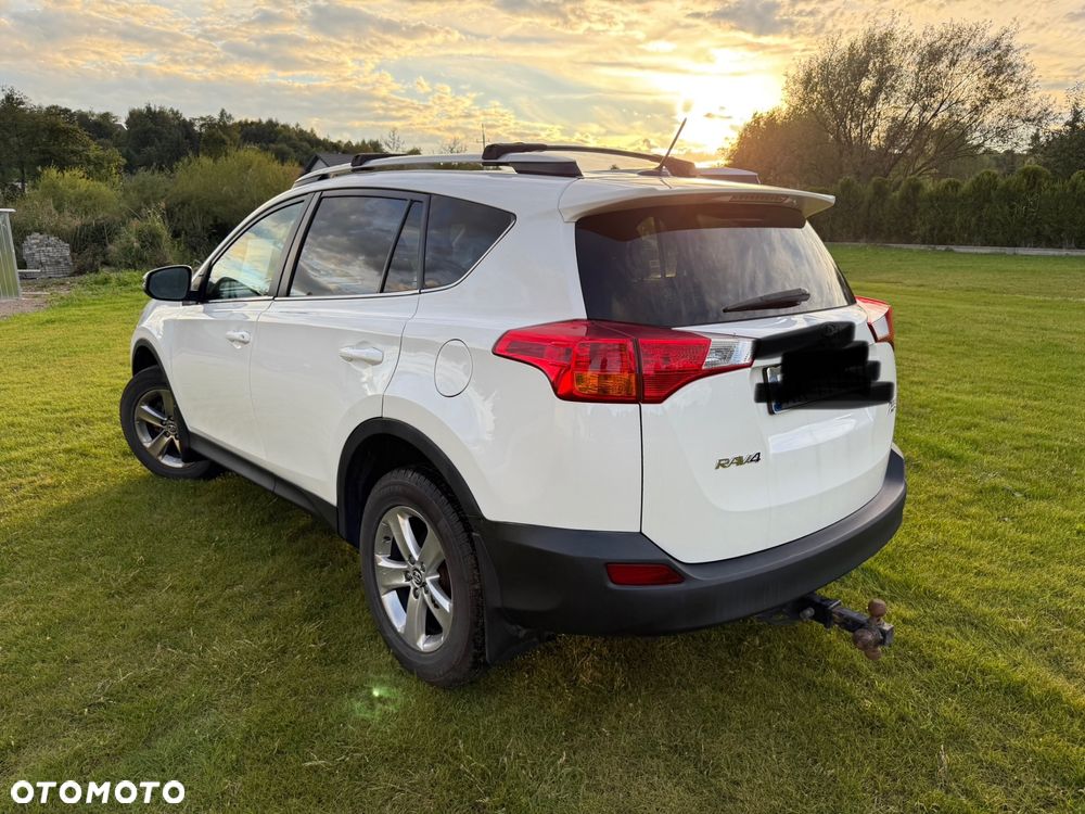 Toyota RAV4 2.5 XLE - 5