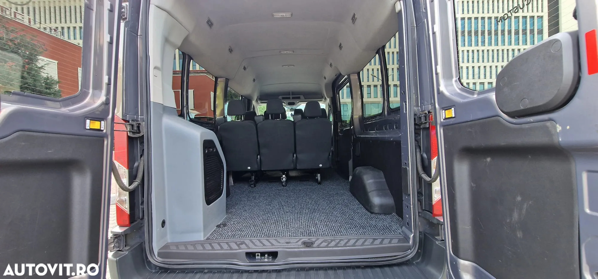 Ford Transit Custom Bus 310 2.0 TDCI LWB L2H1 Limited - 9
