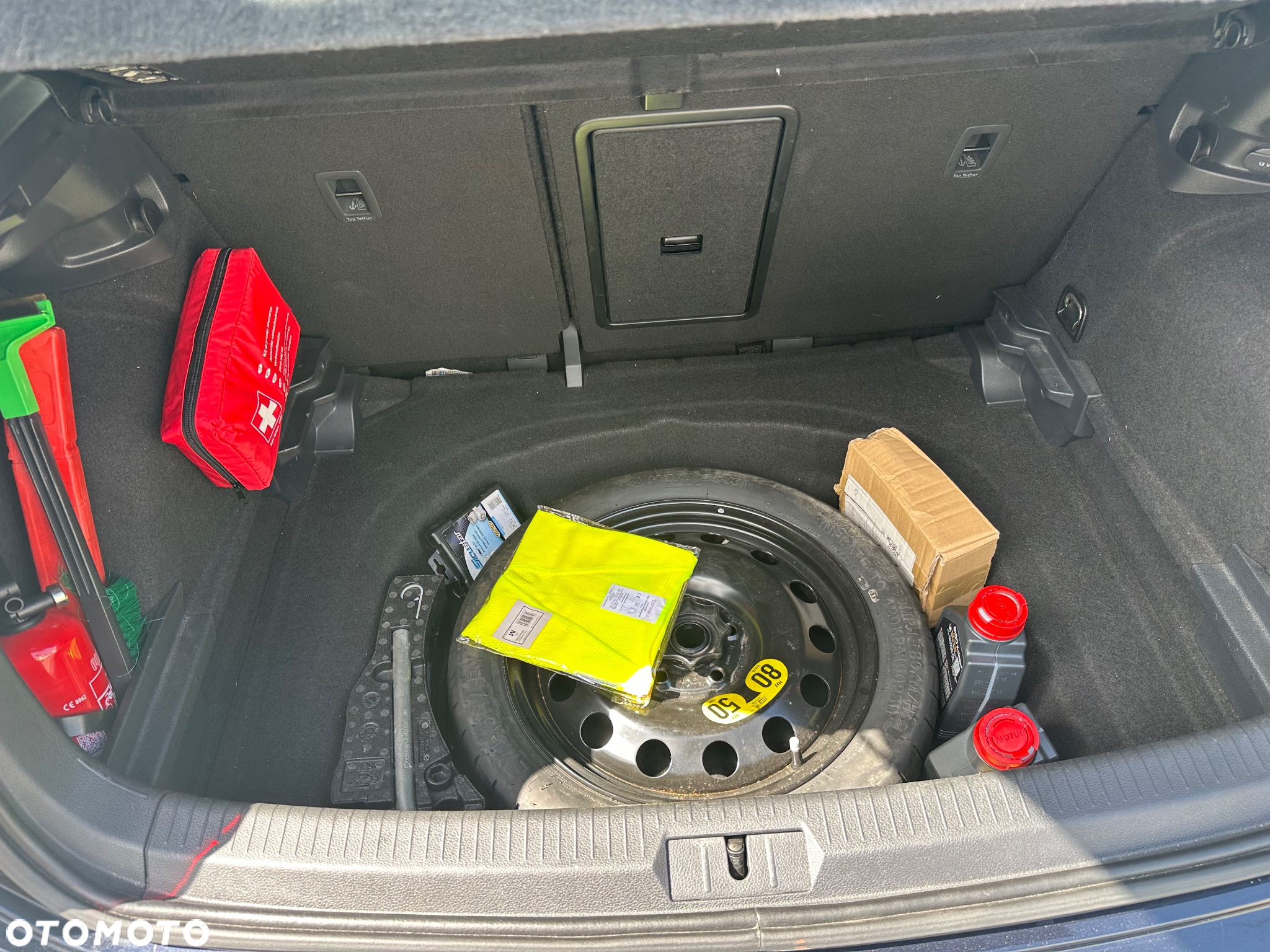 Volkswagen Golf - 14