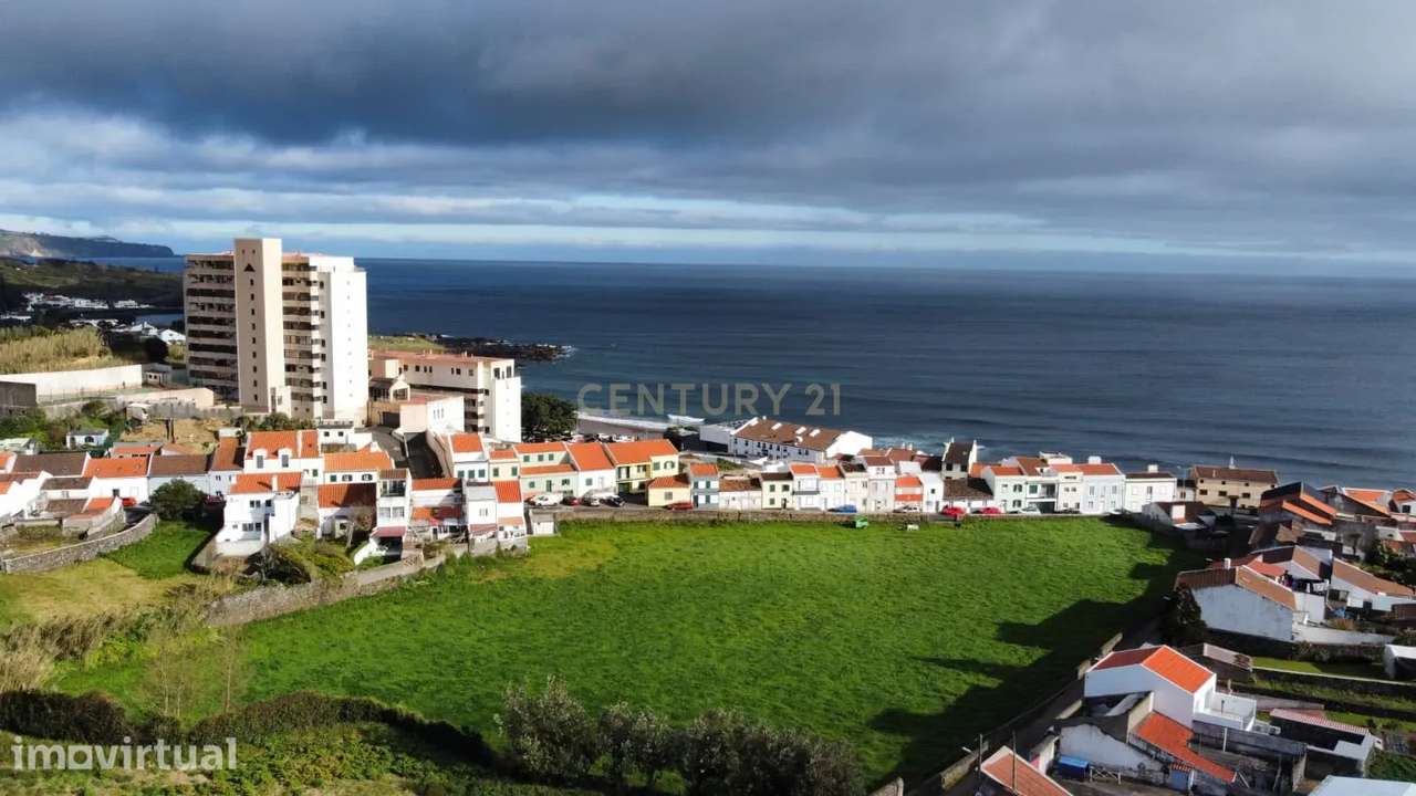 Último Terreno Amplo para Investimento junto à Praia - Grande imagem: 4/9