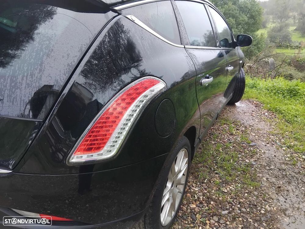 Lancia Delta 1.4 T-Jet Oro - 6