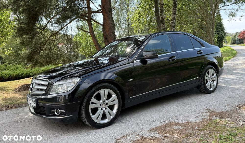 Mercedes-Benz Klasa C 250 CDI DPF 4Matic 7G-TRONIC BlueEFFICIENCY Avantgarde - 1