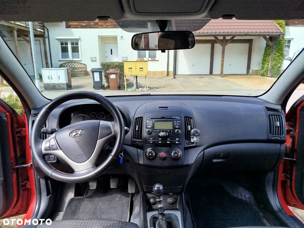 Hyundai i30 1.6 CRDi Comfort - 4