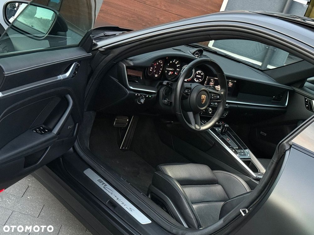 Porsche 911 Carrera S - 30