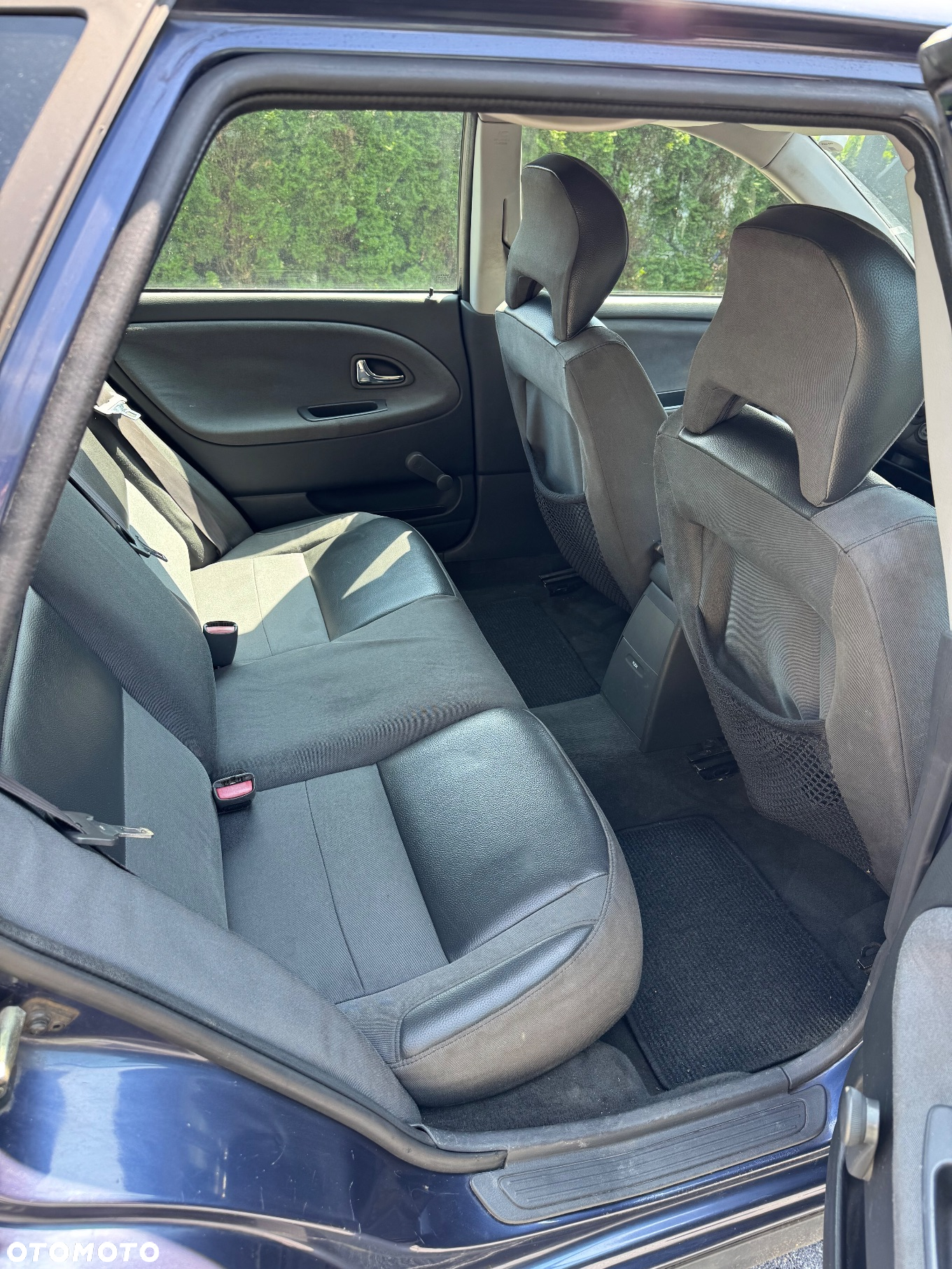 Volvo V40 1.8i - 12