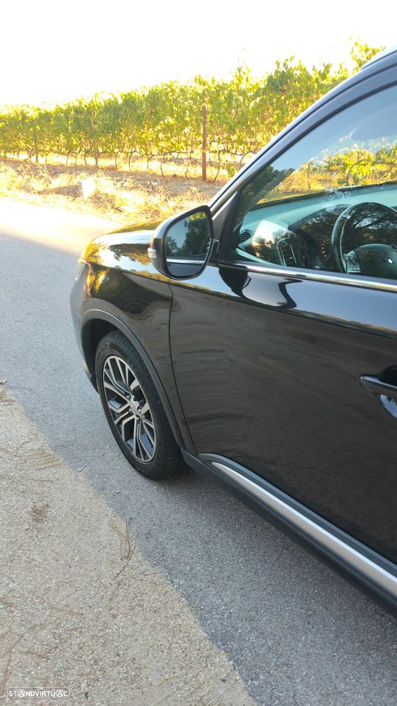 Mitsubishi Outlander 2.2 DI-D Intense Black Edition - 7