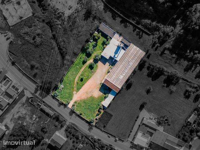RESERVADO !!! Excelente Armazém Industrial com terreno - Grande imagem: 2/10
