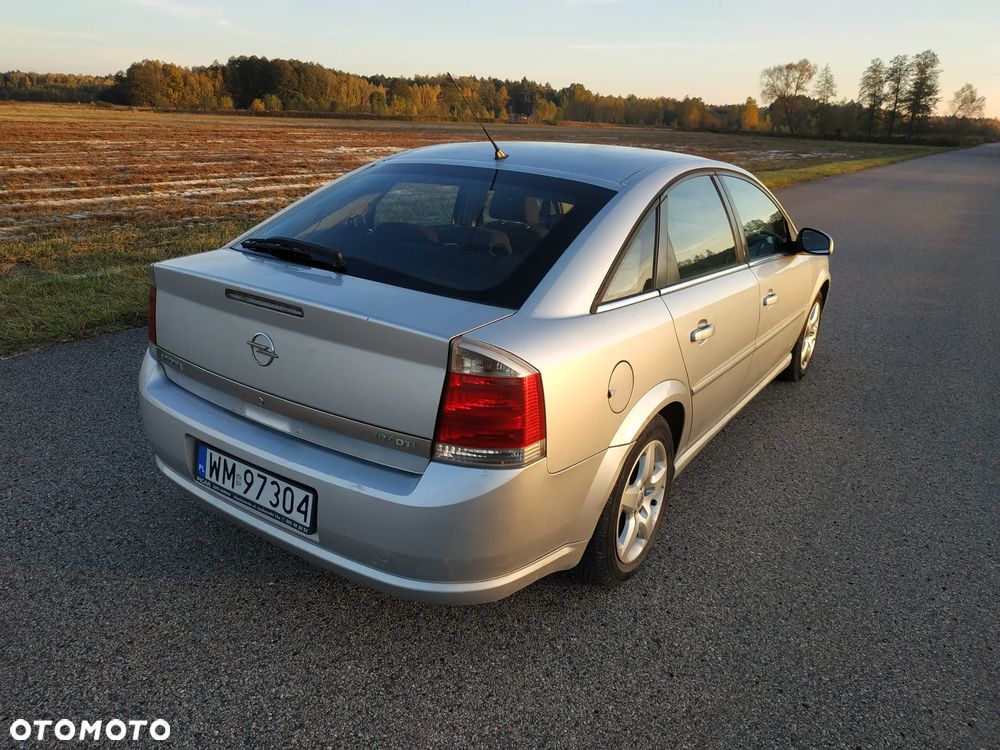 Opel Vectra 1.9 CDTI Cosmo - 6