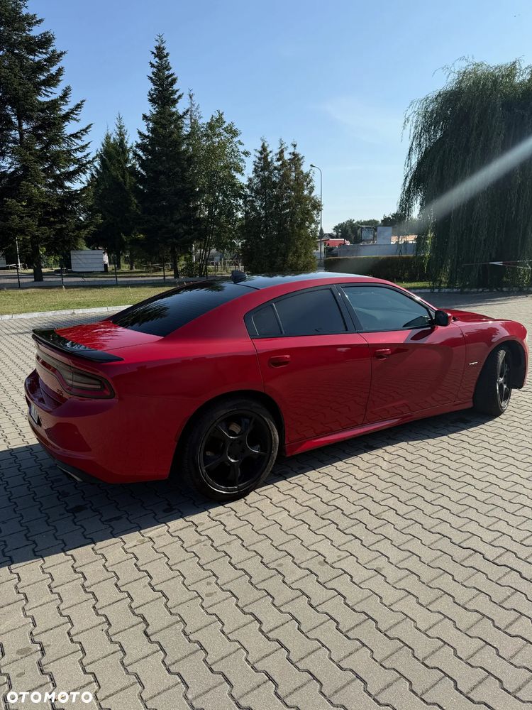 Dodge Charger ver-5-7-r-t - 6