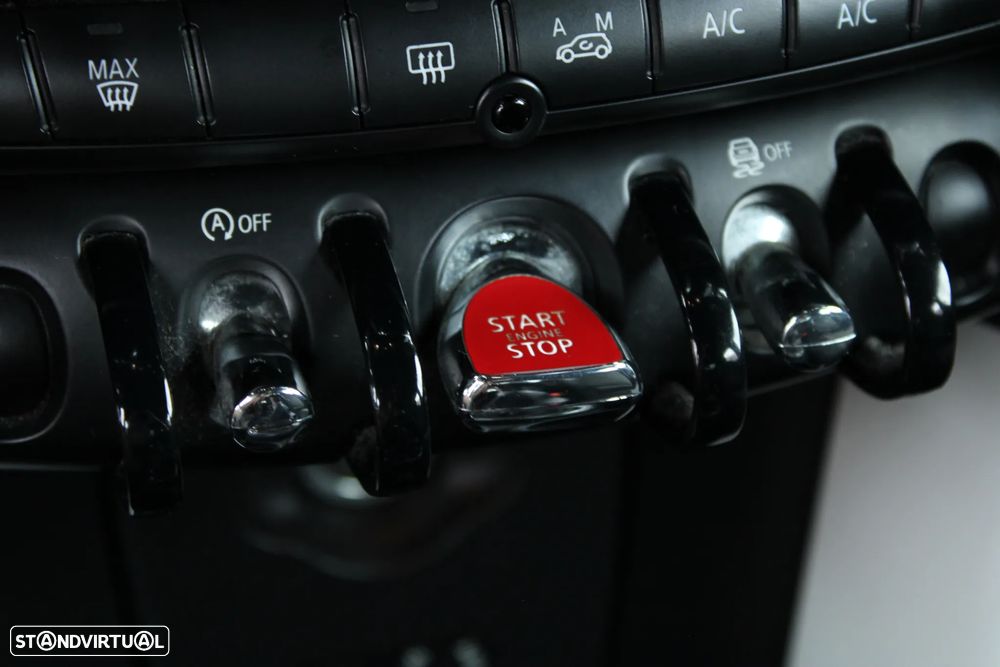 MINI 5 Portas Cooper D - 29