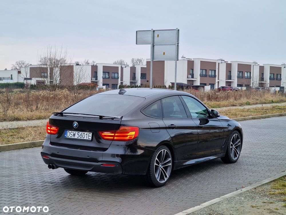 BMW Seria 3 320d Sport Line - 4