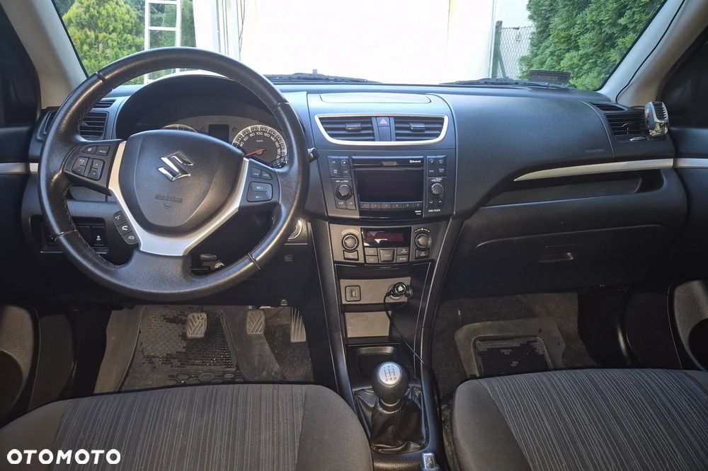 Suzuki Swift - 11