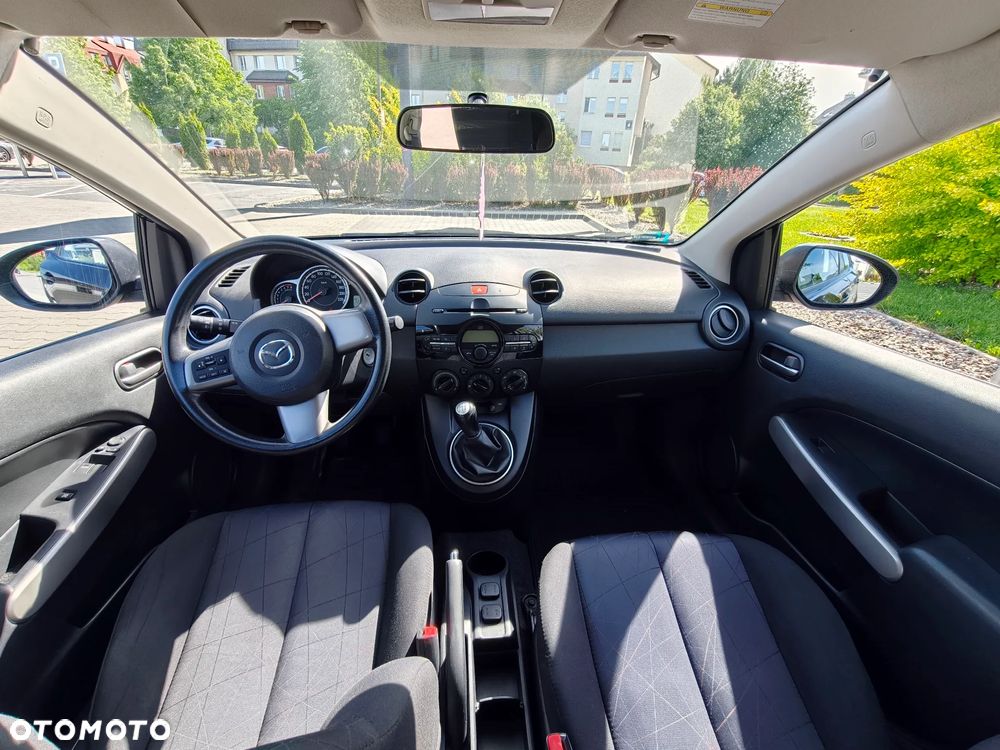 Mazda 2 1.3 Exclusive - 10