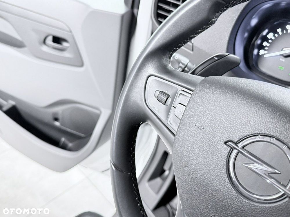Opel Vivaro - 39